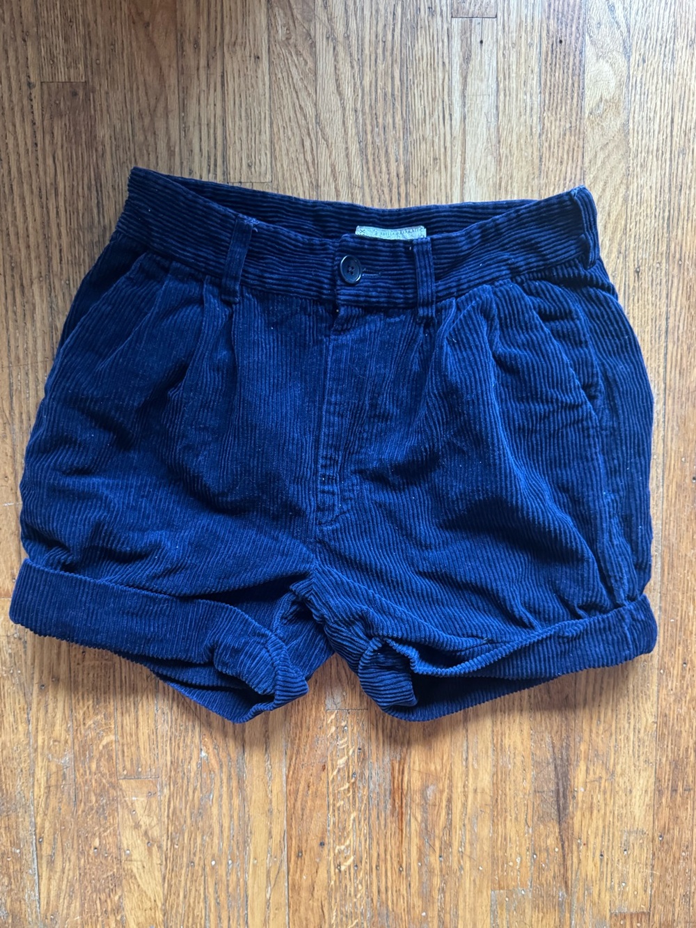 Navy Corduroy Shorts [Black Chocoolate]
